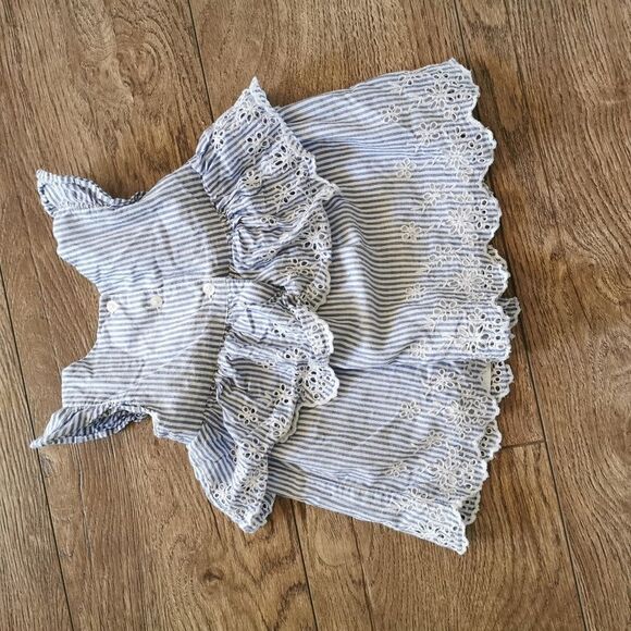 2/$20 Gap baby girl summer dress 3-6 M - Picture 4 of 4